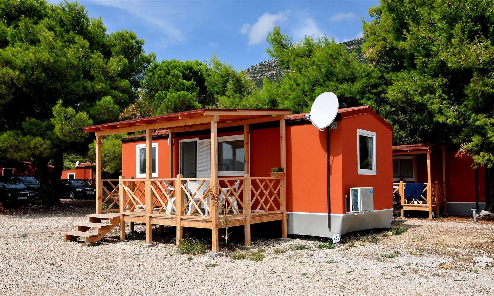 Hotel Camp Perna Kuciste Zewnętrze zdjęcie