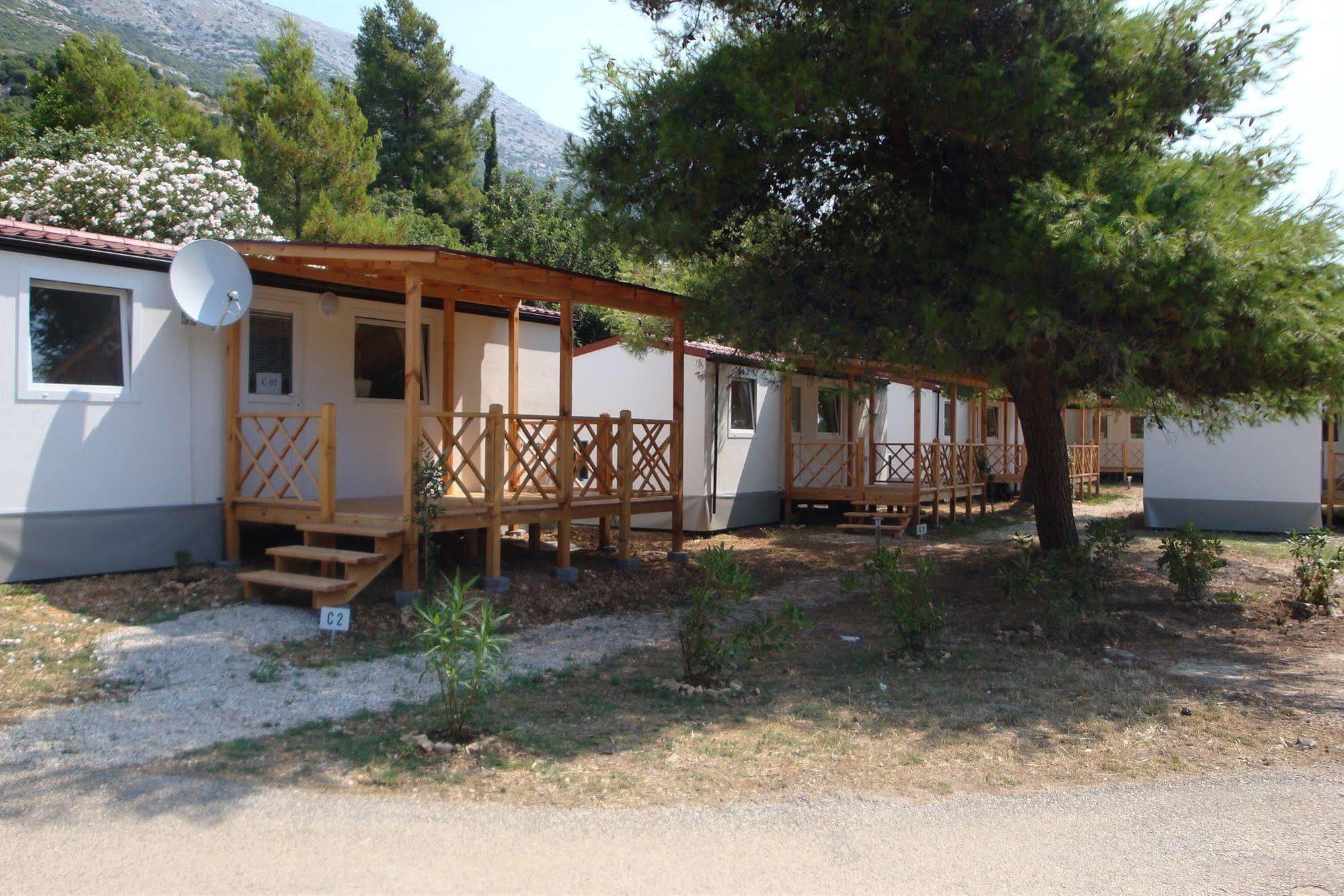 Hotel Camp Perna Kuciste Zewnętrze zdjęcie